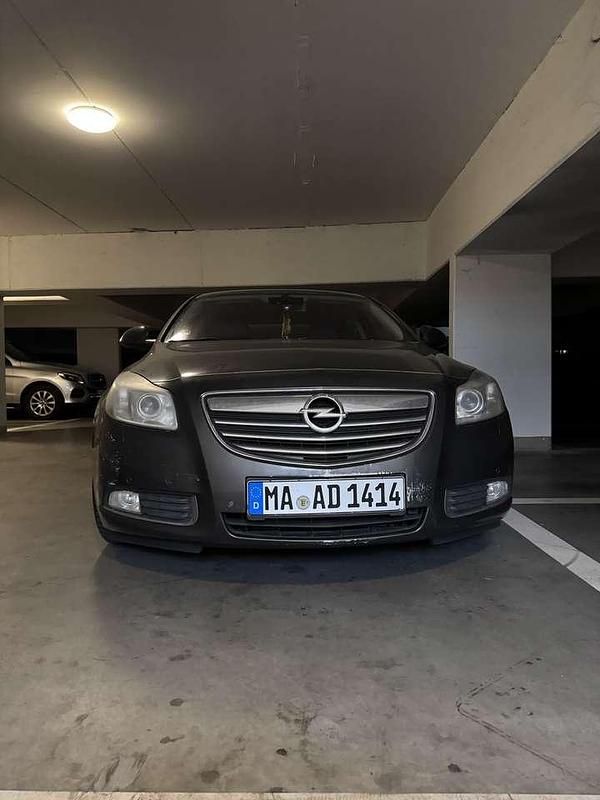 Gebraucht Opel Insignia Sport 220 PS (161 kW) 2008 Limousine