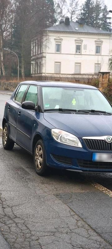 Gebraucht Skoda Fabia 60 PS (44 kW) 2010 Blau Kleinwagen