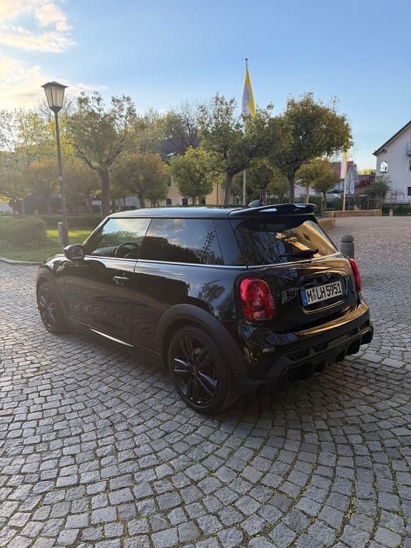Gebraucht Mini John Cooper Works 136 PS (100 kW) 2021 Schwarz Kleinwagen