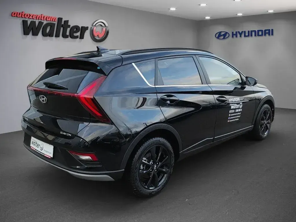 Gebraucht Hyundai Bayon Comfort 101 PS (74 kW) 2025 Phantom black / met SUV