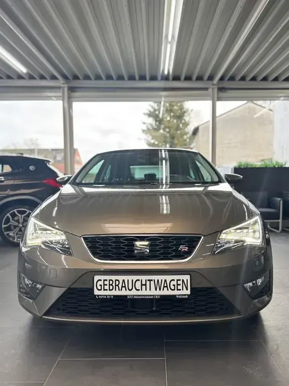 Używany Seat Leon SC FR 150 KM (110 kW) 2016 Brązowy Hatchback