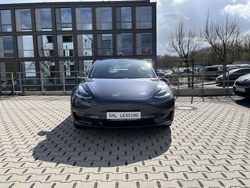 Gebraucht Tesla Model 3 350 kW (476 PS) 2019 Grau Limousine