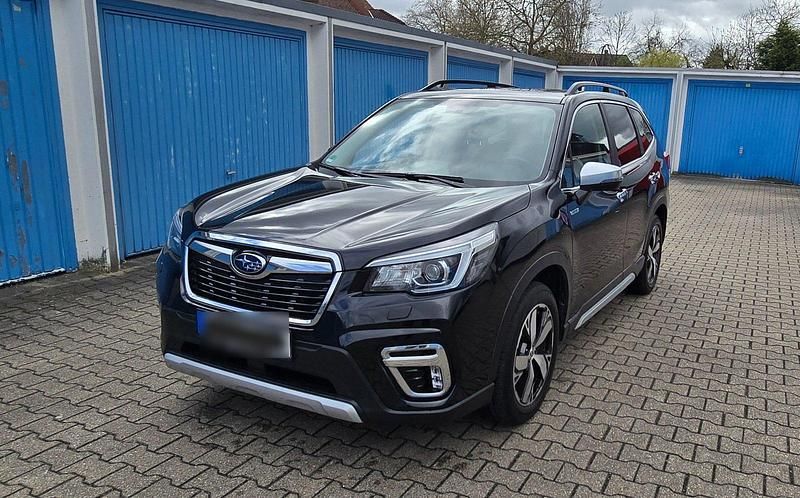 Gebraucht Subaru Forester Platinum 150 PS (110 kW) 2020 Schwarz SUV