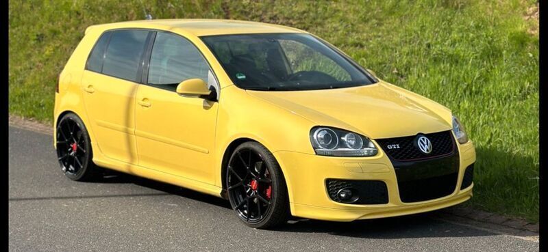 Gelb Gebraucht 2008 VW Golf V Edition Limousine | 11.500 € - Bild 1/4