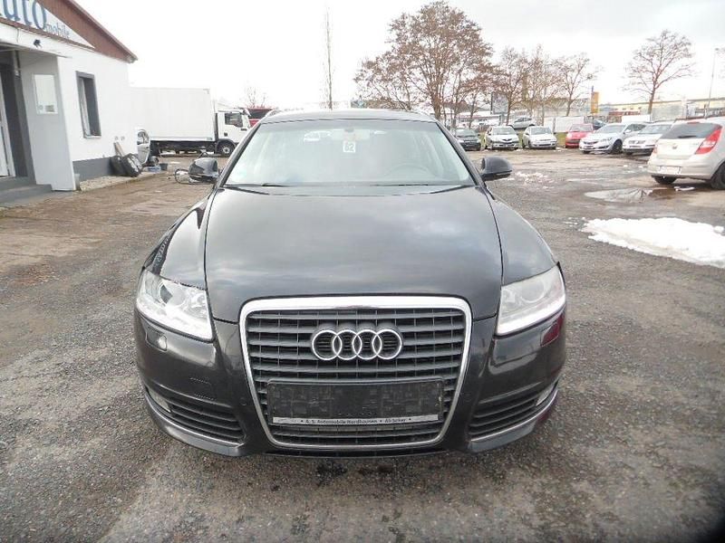 Gebraucht Audi A6 Advanced 170 PS (125 kW) 2011 Schwarz Kombi