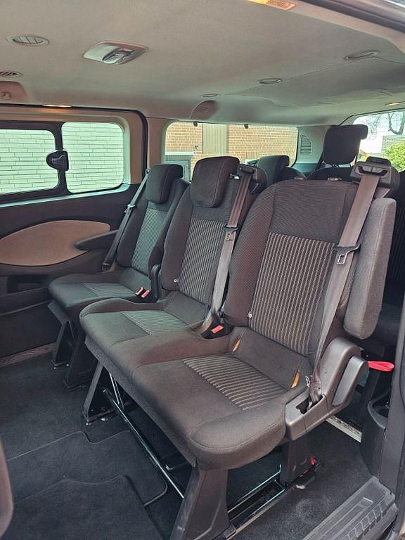 Gebraucht Ford Tourneo 155 PS (114 kW) 2014 Grau Van / Kleinbus