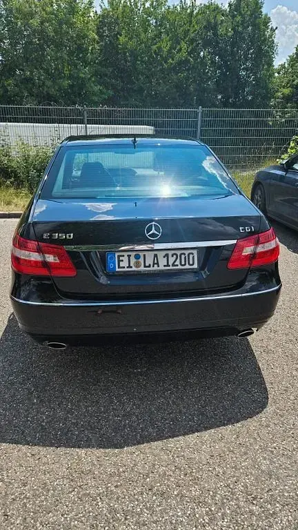 Gebraucht Mercedes E350 Elegance 292 PS (214 kW) 2009 Schwarz Limousine