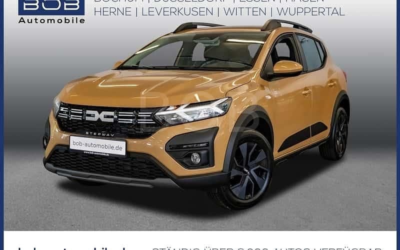 Beige Gebraucht 2025 Dacia Sandero Expression Kleinwagen | 18.777 € (Guter Preis) - Bild 1/4