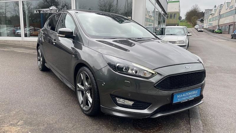 Gebraucht Ford Focus ST-Line 150 PS (110 kW) 2017 Grau Limousine