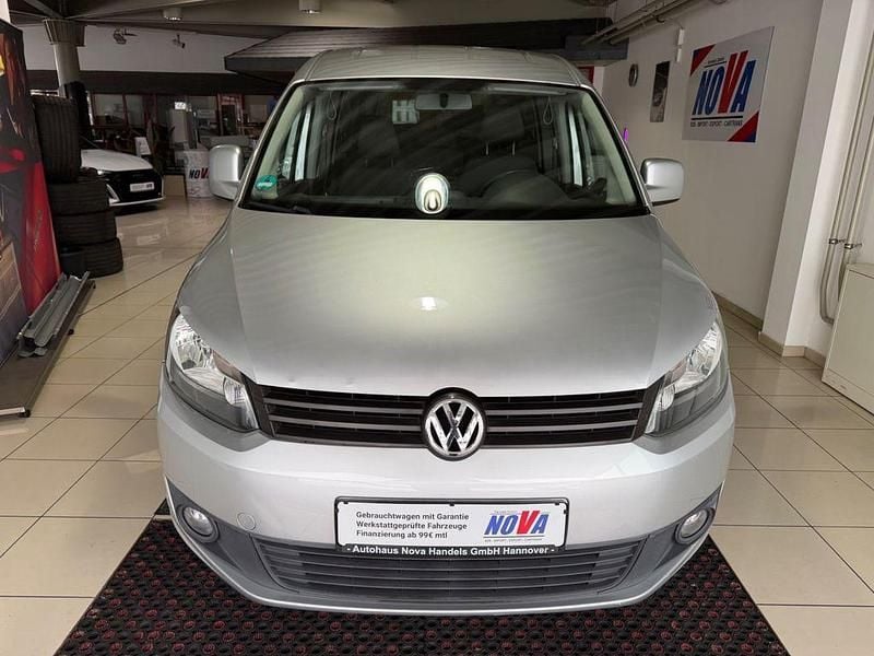 Silber Gebraucht 2012 VW Caddy Maxi Van / Kleinbus | 8.490 € (Guter Preis) - Bild 1/4
