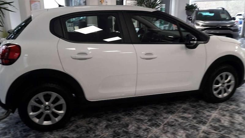 Gebraucht Citroën C3 Feel 110 PS (80 kW) 2019 Weiß Kleinwagen