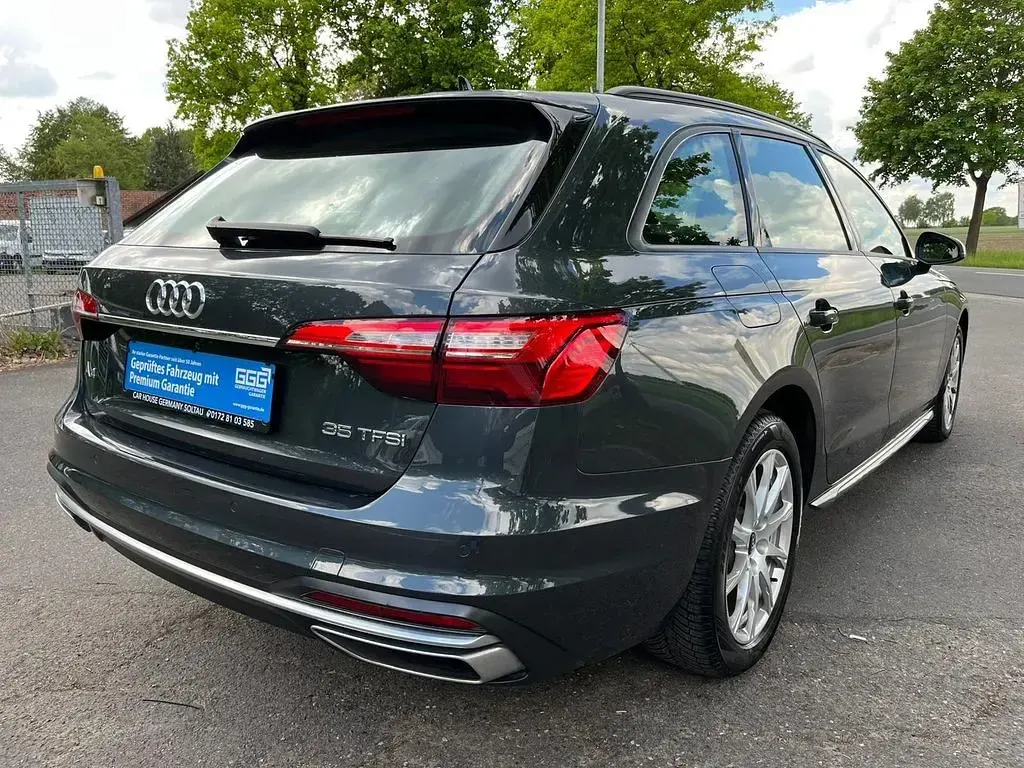 Gebraucht Audi A4 Advanced 150 PS (110 kW) 2021 Grau Kombi