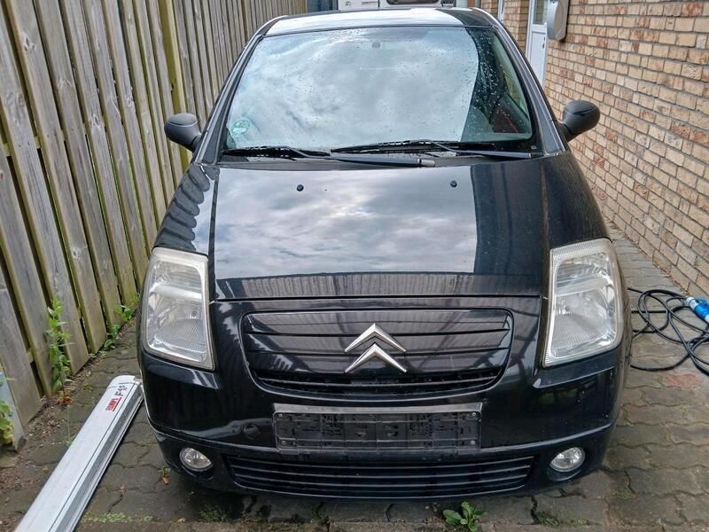 Schwarz Gebraucht 2007 Citroën C2 Kleinwagen | 1.600 € (Fairer Preis) - Bild 1/4