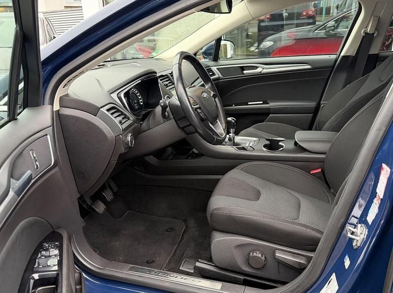 Gebraucht Ford Mondeo Titanium 120 PS (88 kW) 2017 Blau Kombi