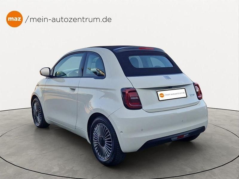 Gebraucht Fiat 500e 86 kW (118 PS) 2023 Weiss Cabrio