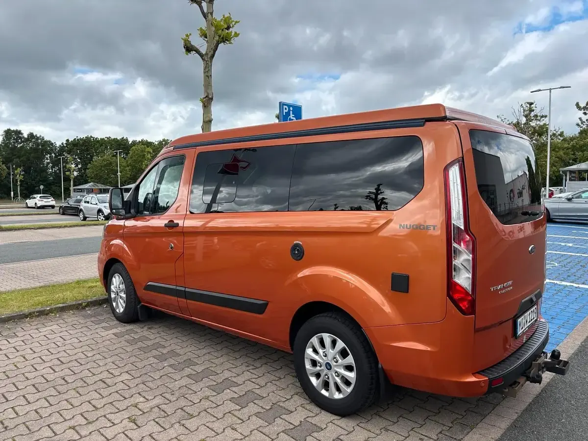 Gebraucht Ford Transit Nugget 185 PS (136 kW) 2020 Orange Van