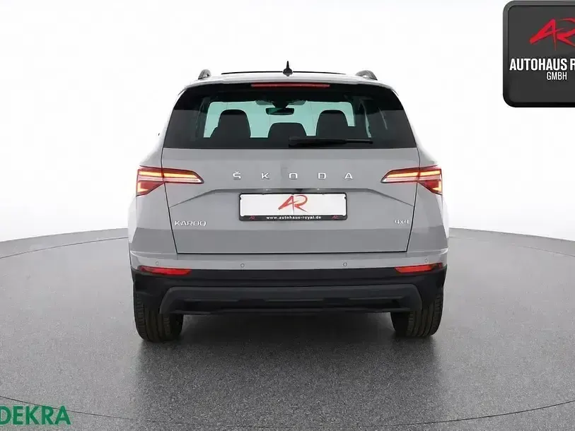 Gebraucht Skoda Karoq 150 PS (110 kW) 2022 Steelgrau SUV