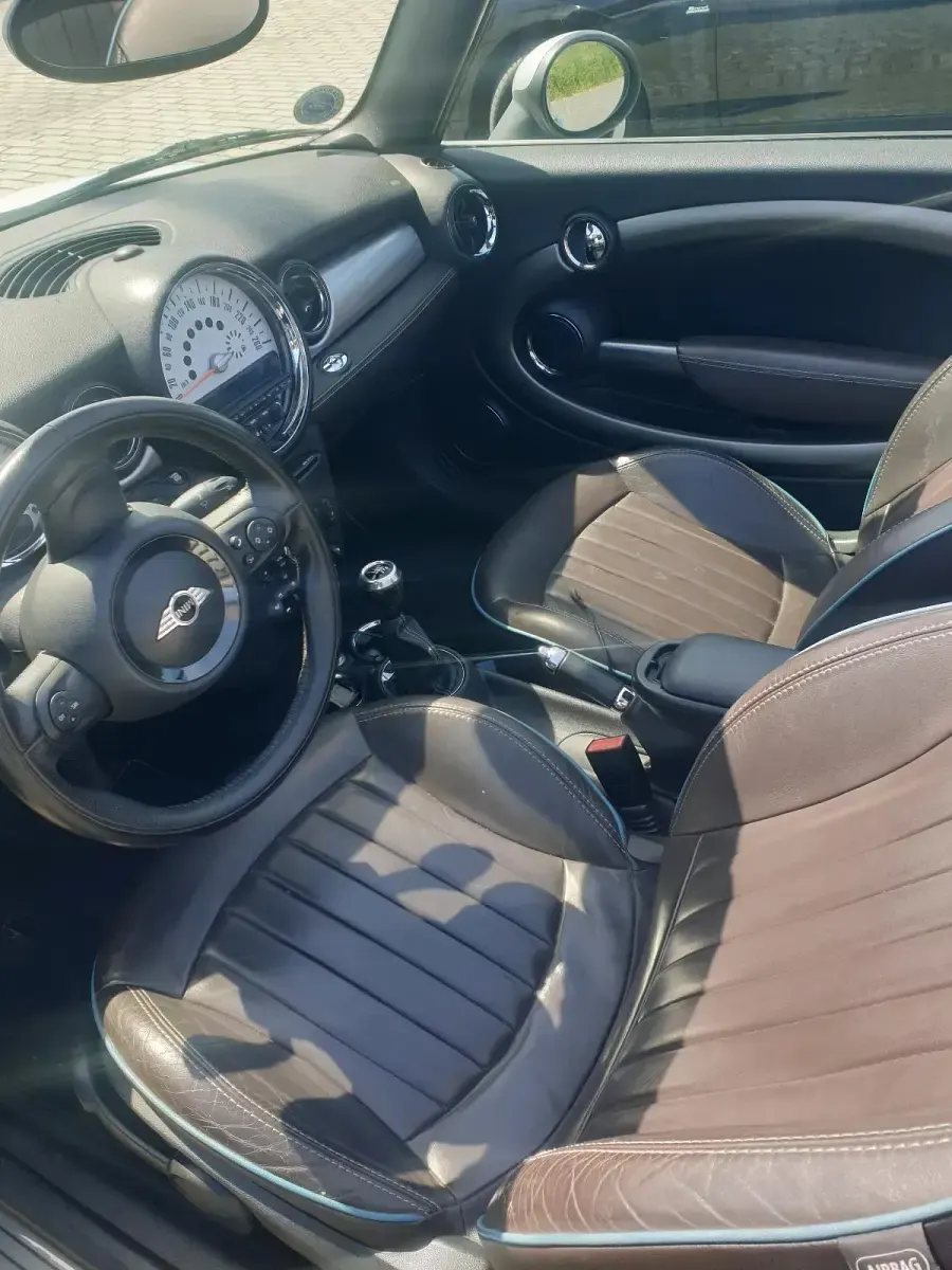 Gebraucht Mini Cooper Cabriolet 120 PS (88 kW) 2012 Grau Cabrio