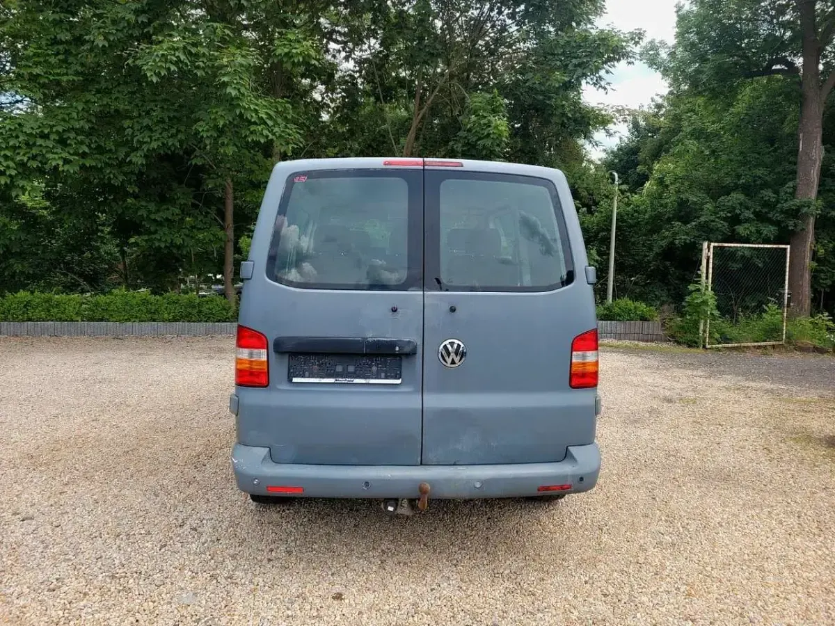 Gebraucht VW Transporter S 131 PS (96 kW) 2008 Grauweiss Van