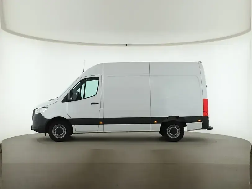 Gebraucht Mercedes Sprinter 170 PS (125 kW) 2025 Weiß Van