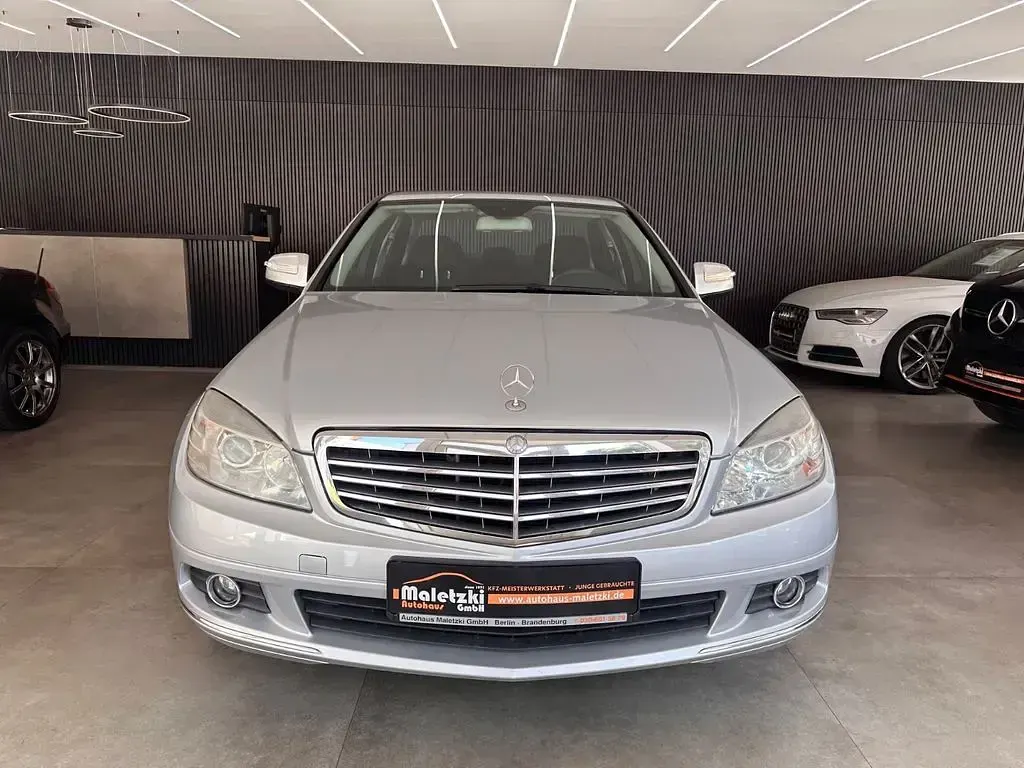 Gebraucht Mercedes C200 Elegance 184 PS (135 kW) 2007 Silber Limousine