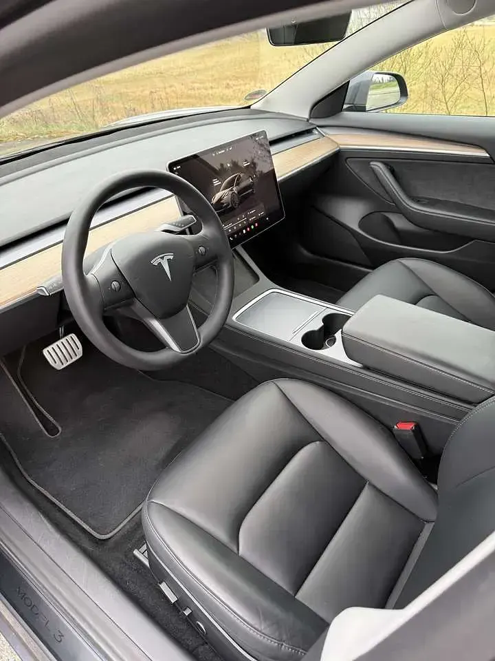 Gebraucht Tesla Model 3 Performance 392 kW (534 PS) 2023 Grau Limousine