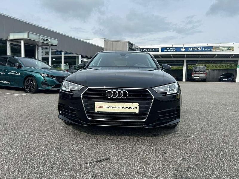 Mythosschwarz Gebraucht 2017 Audi A4 Basis Kombi | 21.900 € (Etwas zu teuer) - Bild 1/4