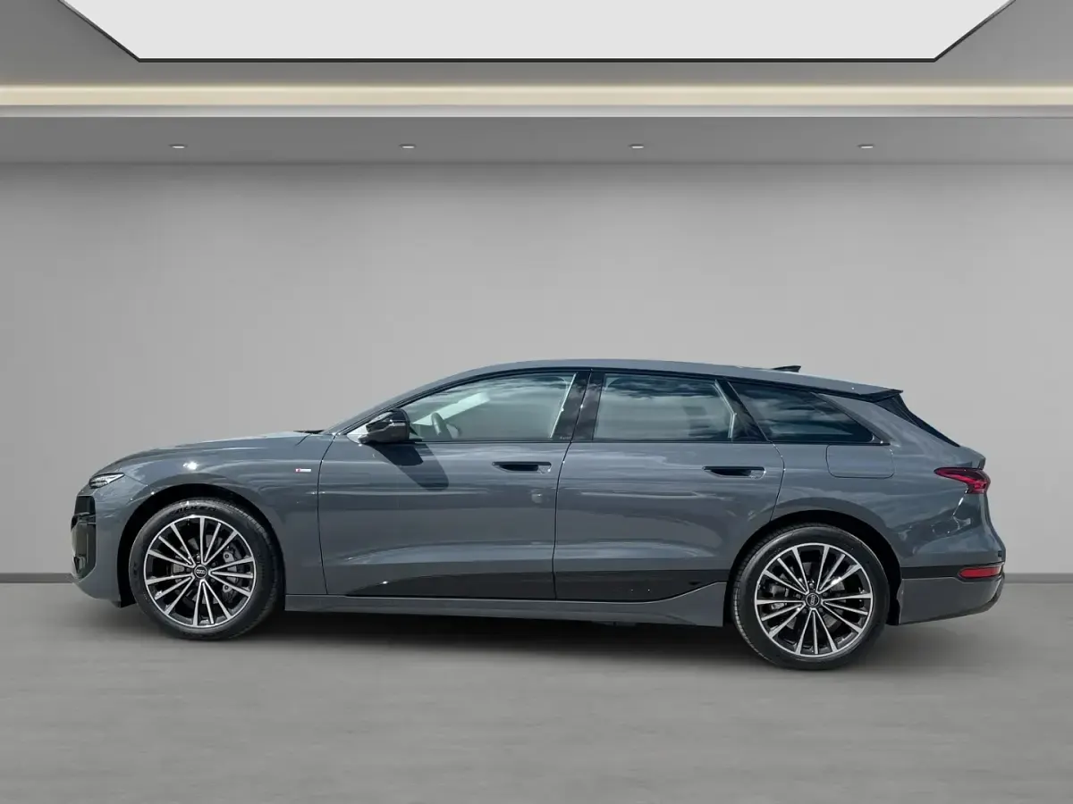 Gebraucht Audi A6 e-tron S-Line 314 kW (428 PS) 2025 Grau Kombi