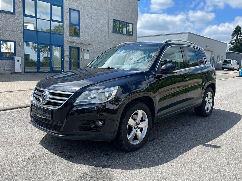 Schwarz Gebraucht 2010 VW Tiguan Sportline SUV | 4.800 € (Superpreis) - Bild 1/4