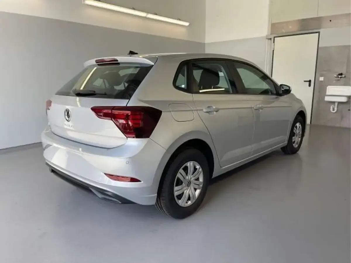 Neu VW Polo 80 PS (58 kW) 2026 [8e8e] reflexsilber metallic Kleinwagen