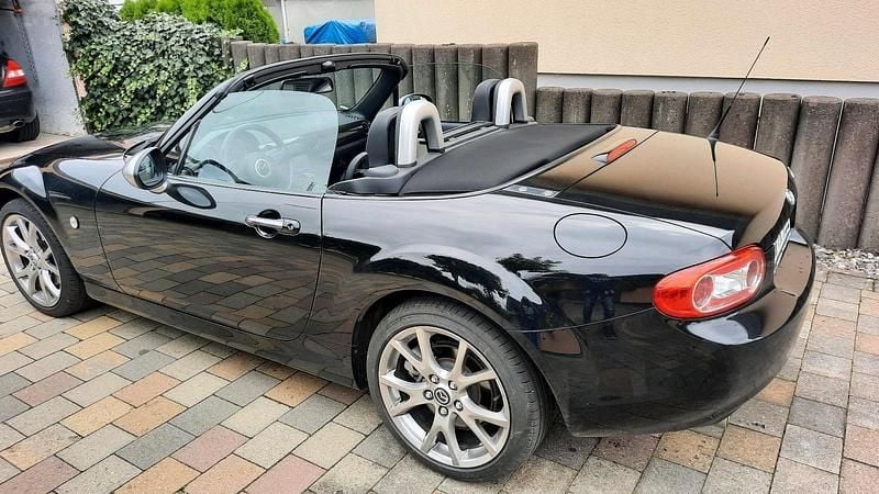 Schwarz Gebraucht 2014 Mazda MX5 Center-Line Cabrio | 13.490 € (Superpreis) - Bild 1/4