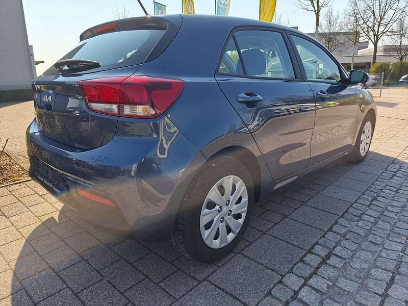 Gebraucht Kia Rio Edition 7 84 PS (61 kW) 2021 Blau Limousine