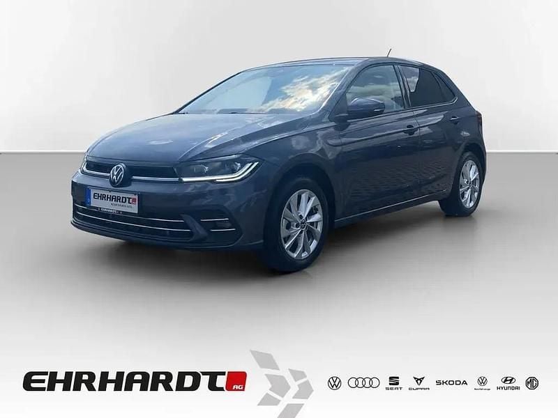 Rauchgrau metallic Gebraucht 2024 VW Polo Style Limousine | 24.990 € (Fairer Preis) - Bild 1/3
