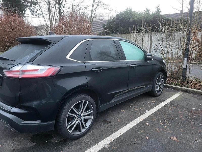Gebraucht Ford Edge 150 PS (110 kW) 2020 Schwarz SUV