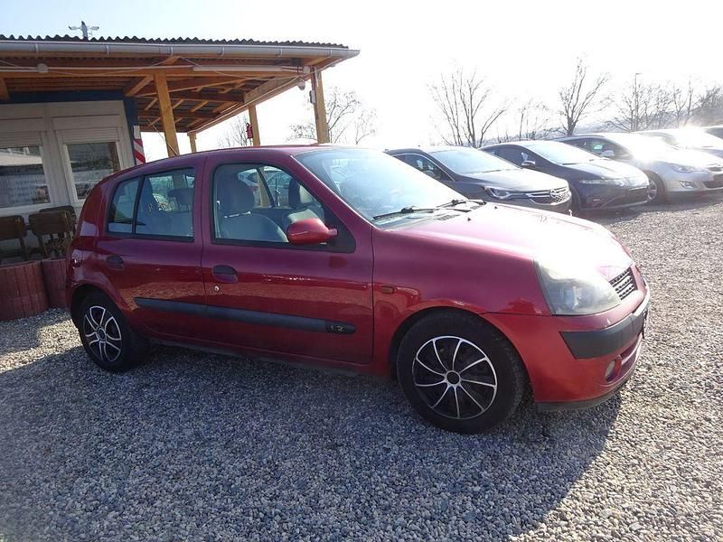 Gebraucht Renault Clio II 58 PS (42 kW) 2001 Rot Limousine