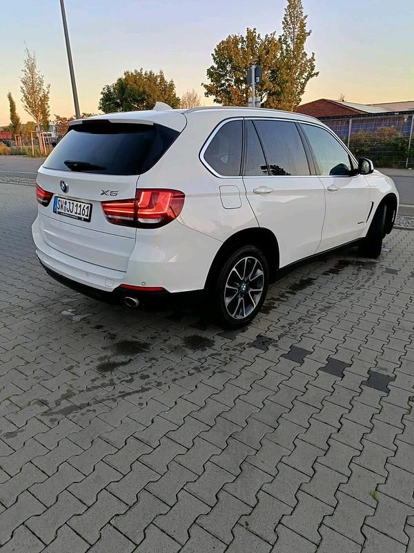 Gebraucht BMW X5 218 PS (160 kW) 2014 Weiß SUV
