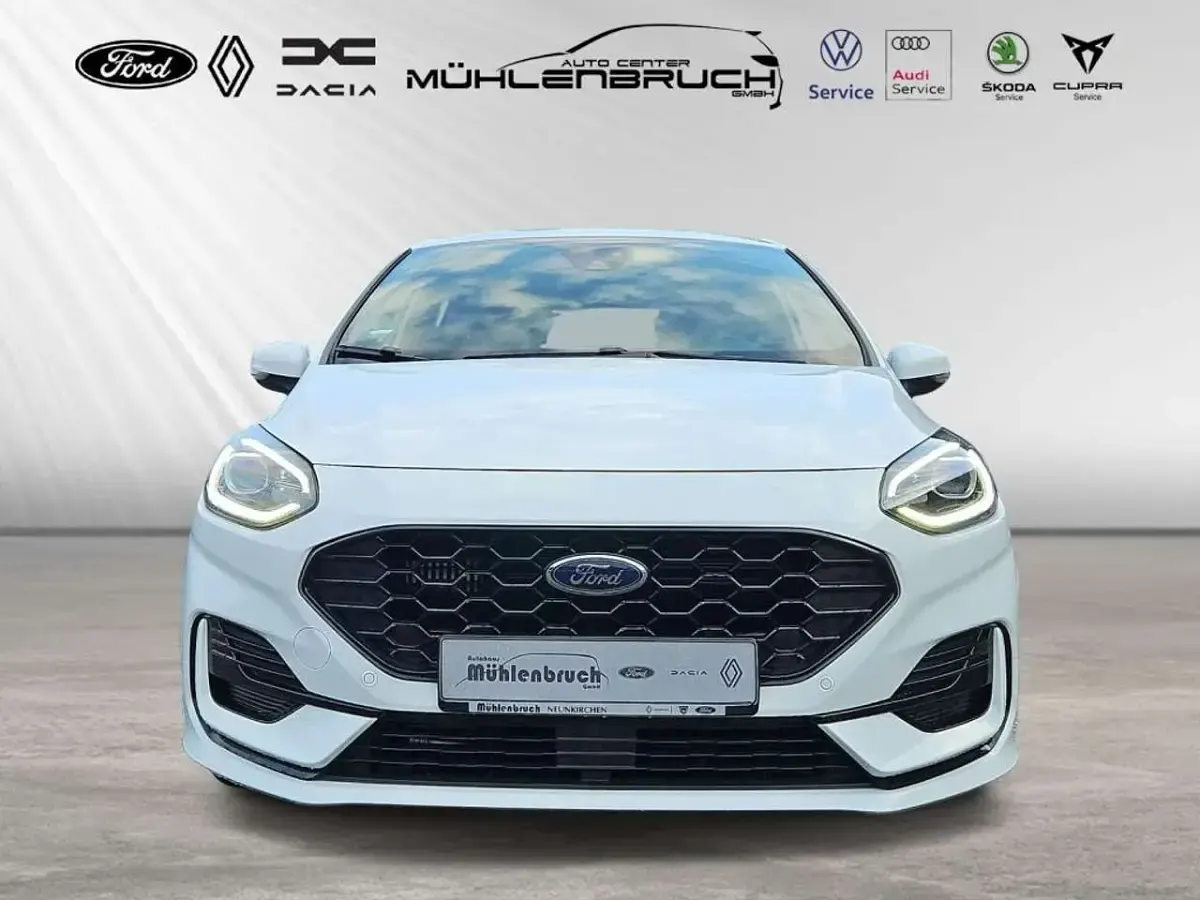 Gebraucht Ford Fiesta ST-Line X 125 PS (91 kW) 2022 Frozen white Kleinwagen