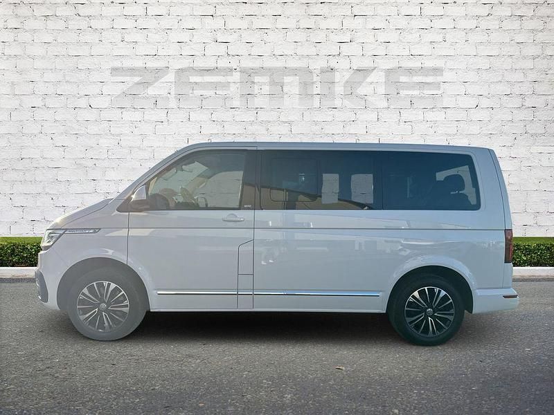 Gebraucht VW Multivan Generation Six 150 PS (110 kW) 2021 Candyweiß Van
