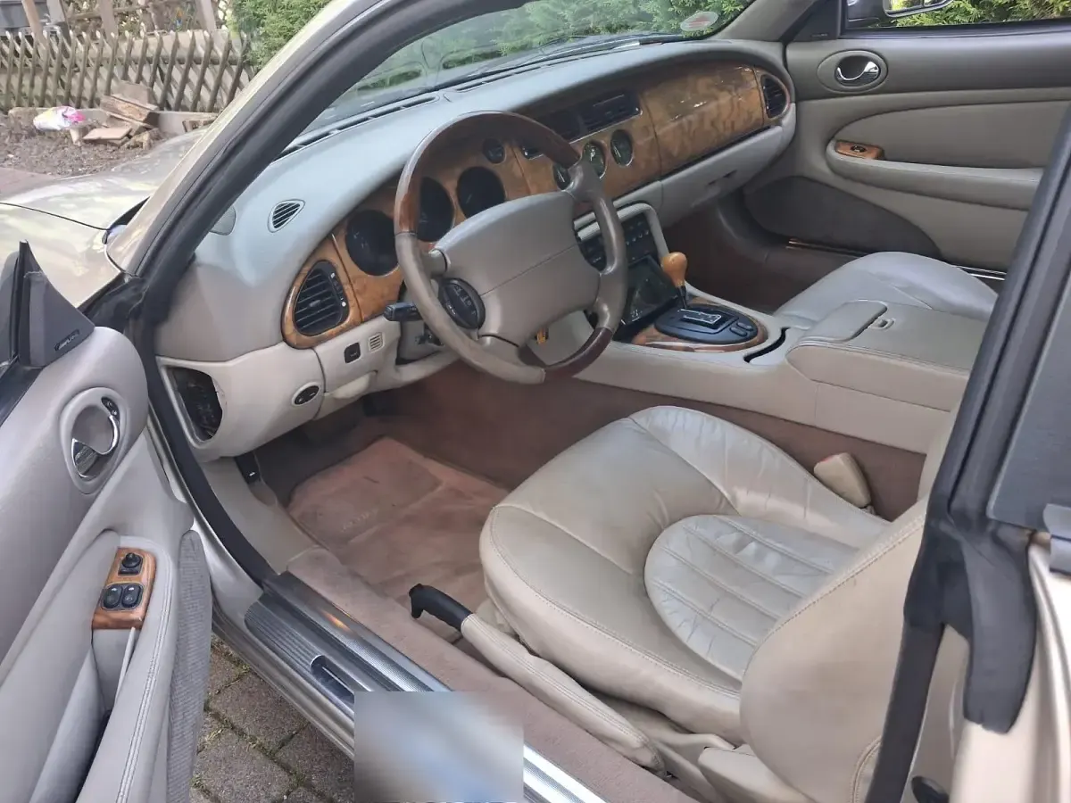 Gebraucht Jaguar XK8 284 PS (208 kW) 2001 Gold Coupé