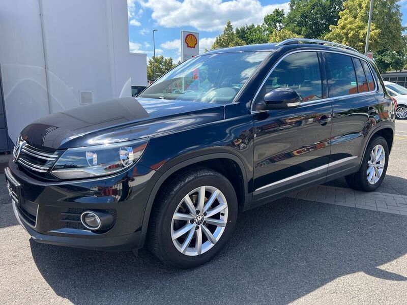 Schwarz Gebraucht 2015 VW Tiguan LOUNGE SUV | 10.500 € (Guter Preis) - Bild 1/4
