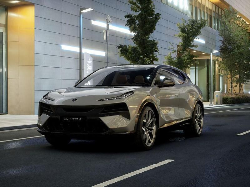Grau Gebraucht 2025 Lotus Eletre SUV | 117.400 € - Bild 1/4