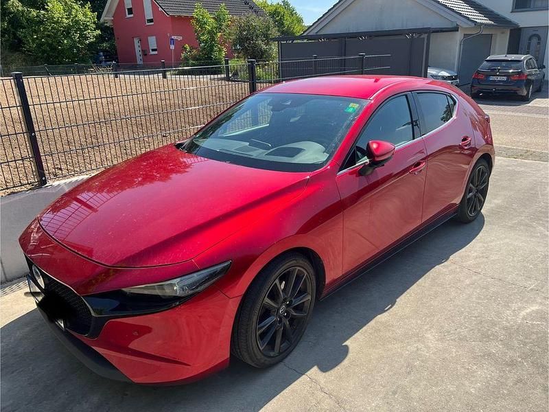 Rot Gebraucht 2020 Mazda 3 Limousine | 18.200 € (Fairer Preis) - Bild 1/4