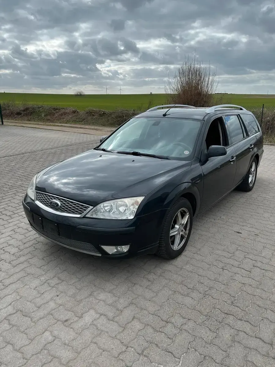 Gebraucht Ford Mondeo Ghia 125 PS (91 kW) 2006 Schwarz Kombi