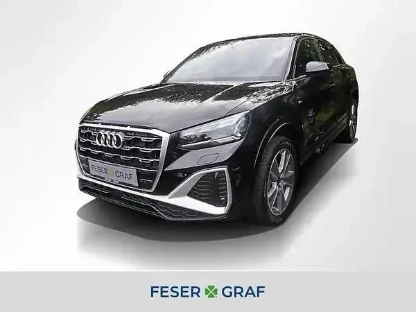 Mythosschwarz metallic Neu 2025 Audi Q2 Ambiente SUV | 42.990 € (Fairer Preis) - Bild 1/4