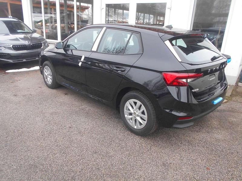 Neu Skoda Fabia Selection 95 PS (69 kW) 2025 Schwarz Limousine