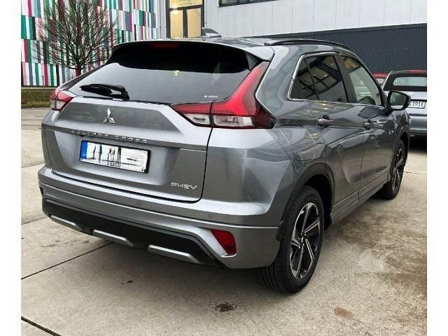 Gebraucht Mitsubishi Eclipse Cross Plus 188 PS (138 kW) 2022 M) (grau SUV
