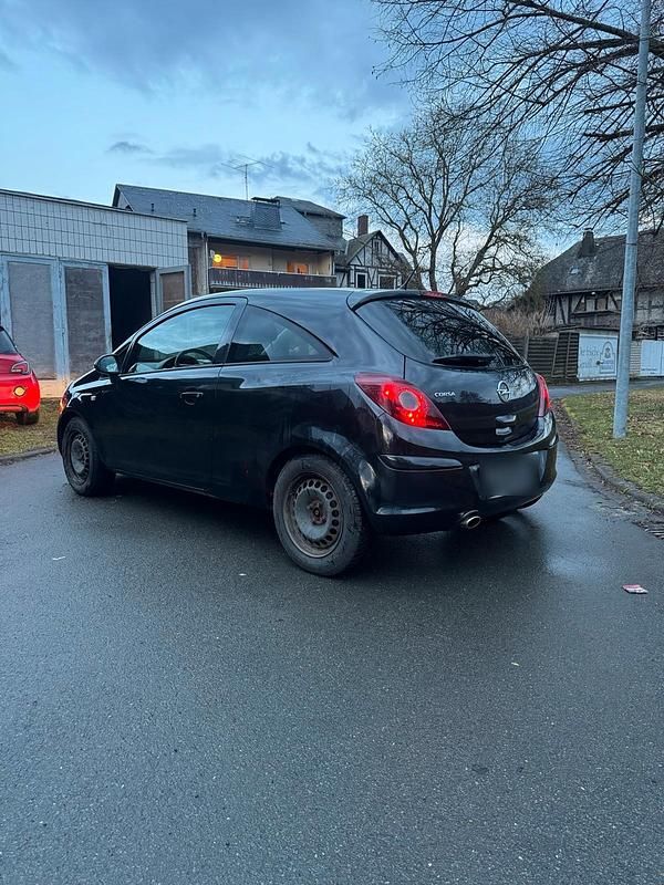 Gebraucht Opel Corsa 87 PS (63 kW) 2013 Schwarz Kleinwagen