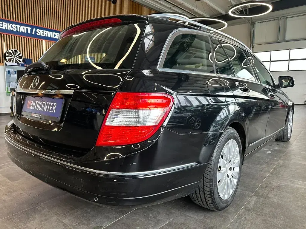 Gebraucht Mercedes C200 136 PS (100 kW) 2008 Schwarz Limousine