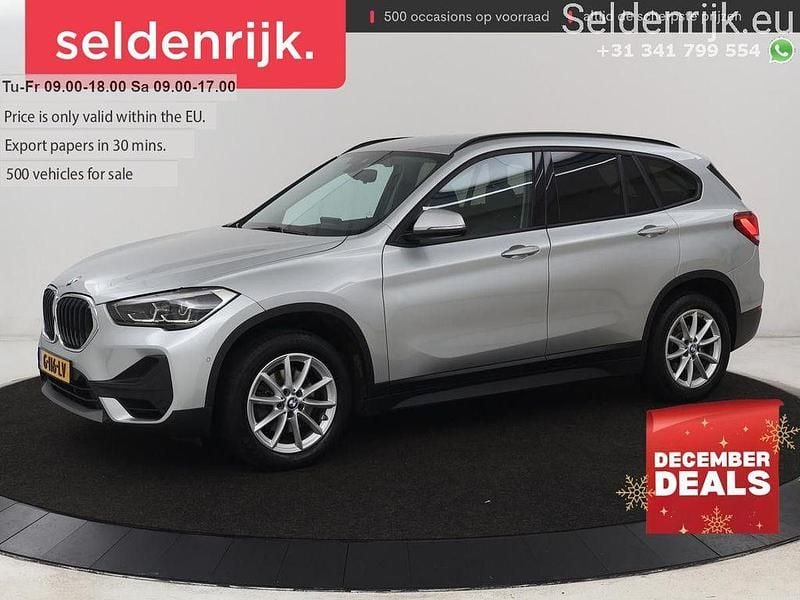 Grau Gebraucht 2019 BMW X1 Executive SUV | 16.900 € (Superpreis) - Bild 1/4