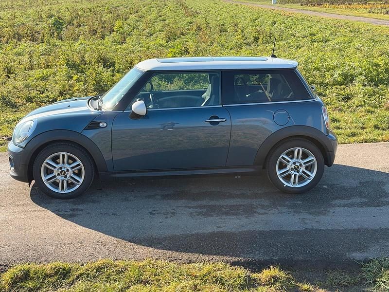 Gebraucht Mini Cooper Chili 122 PS (89 kW) 2011 Blau Kleinwagen